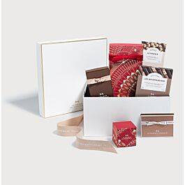 Boite Cadeau Noël Triomphe sur un fond gris