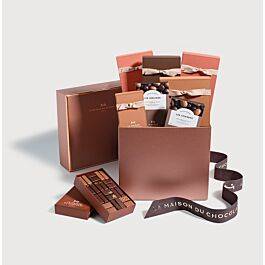 Madeleine hatbox on a grey background