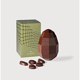 Œuf de Pâques Chocolat Noir sur fond gris